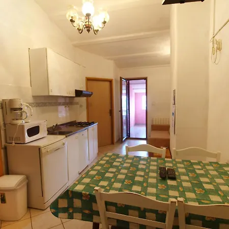Romantika-4 Apartamento *